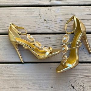 ✨STILETTOS✨ Amazing Gold-jeweled VENUS Heels!